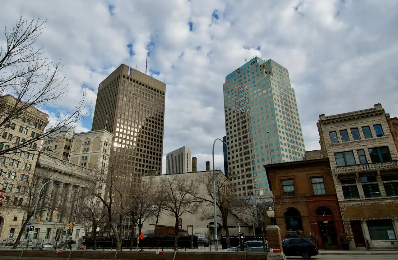 Winnipeg Immigration: Manitoba's Cost-Effective Capital