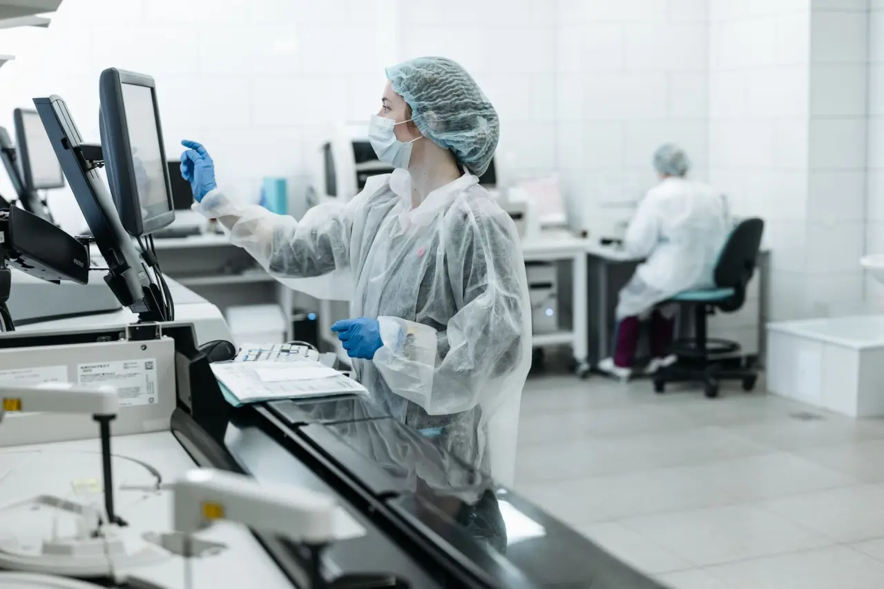 EU Blue Card for Shortage Occupations: Salary Threshold Benefits