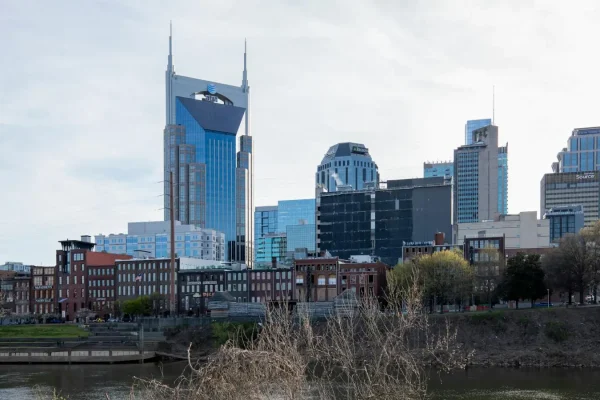 Immigrating to Tennessee: Nashville and Economic Growth