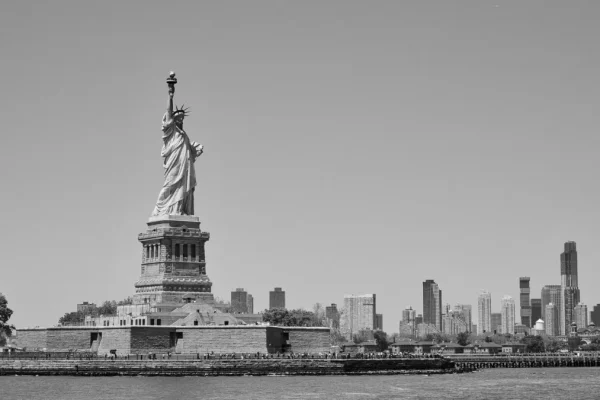 September 2024 Visa Bulletin Retrogression for EB-3 Due to Approaching FY 2024 Cap