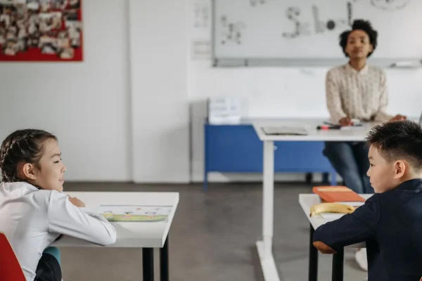 How newly arrived children integrate into US schools